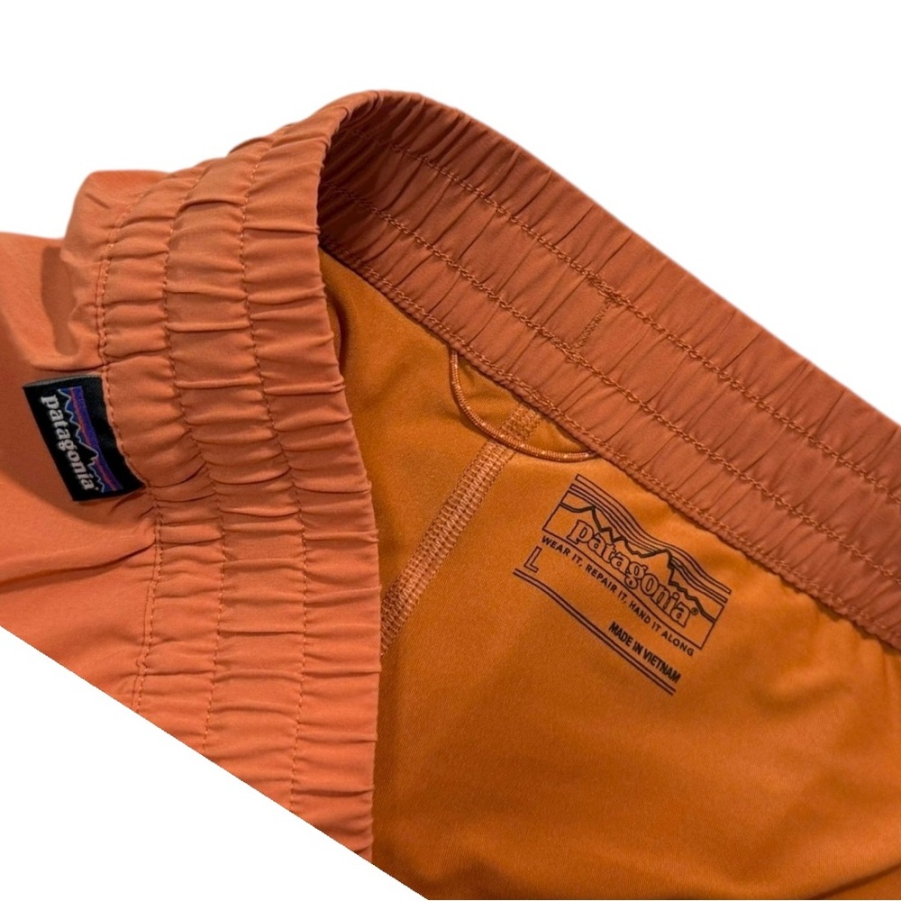 Patagonia Women's Fleetwith Skort in Sienna Clay color - Large - Picture 4 of 5